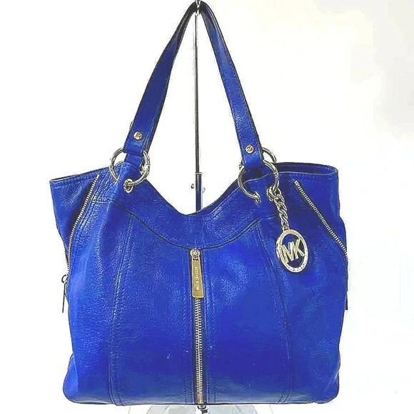 Michael Kors Handbags - CLOSET BUSTER-Michael kors vibrant blue moxley dune tote
